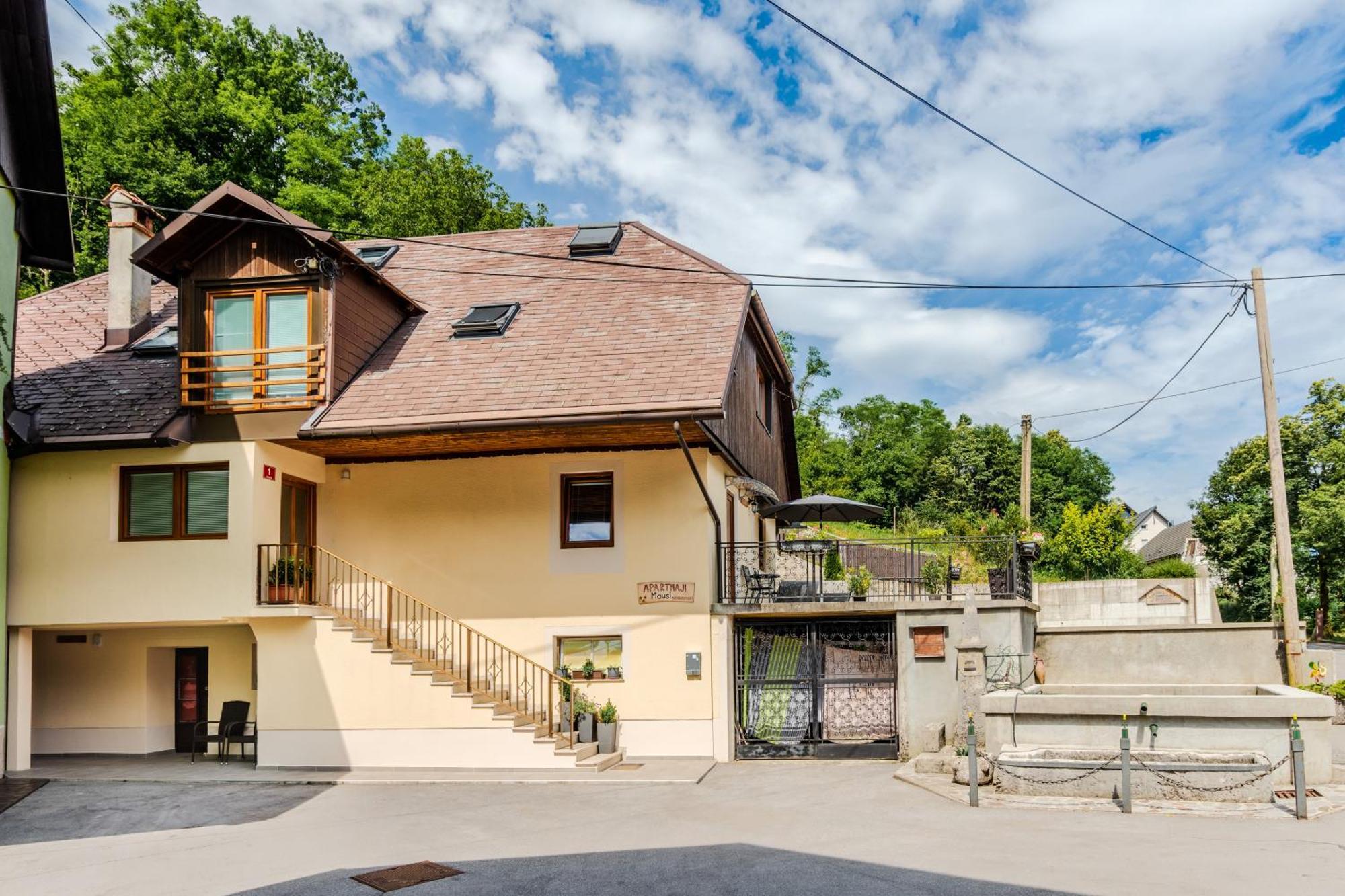 Apartmaji Mausi Bovec Zewnętrze zdjęcie