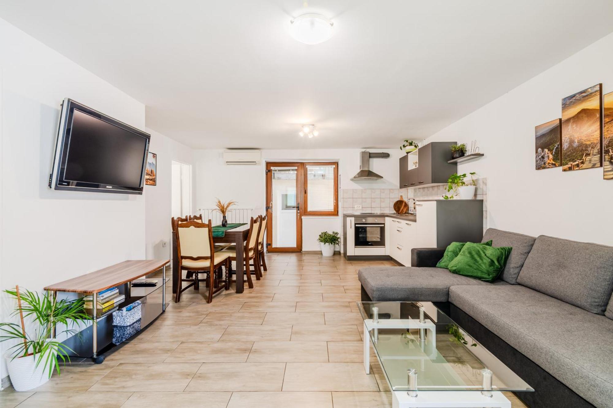 Apartmaji Mausi Bovec Zewnętrze zdjęcie